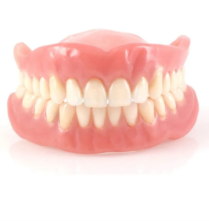 gigi palsu penuh-full-dentures