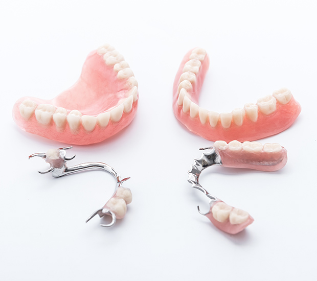 gigi-palsu-separa-partial-dentures